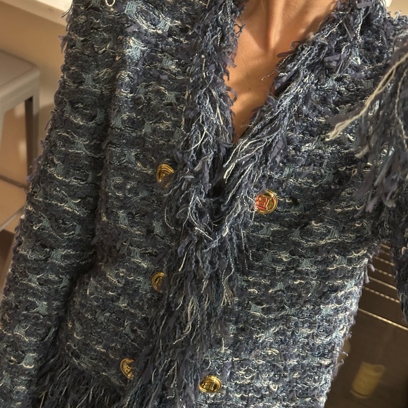 Balmain Beautiful multicolour blue tweed and fringe blazer! - Picture 6 of 11